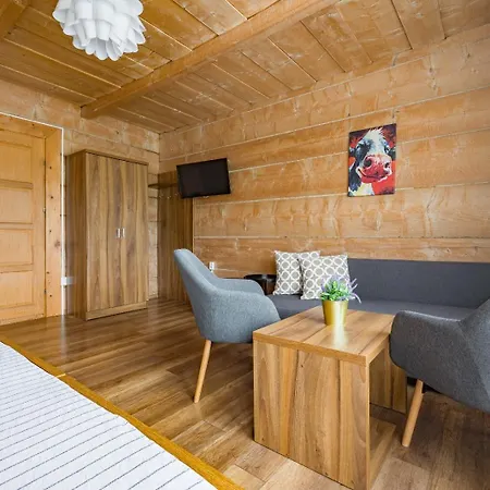 Owca Czarna Bed & Breakfast *