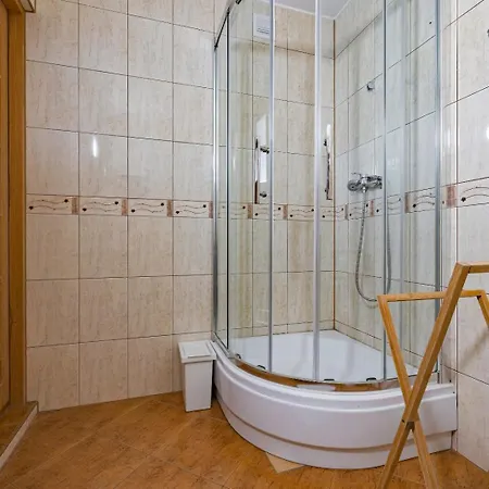 Owca Czarna Bed & Breakfast