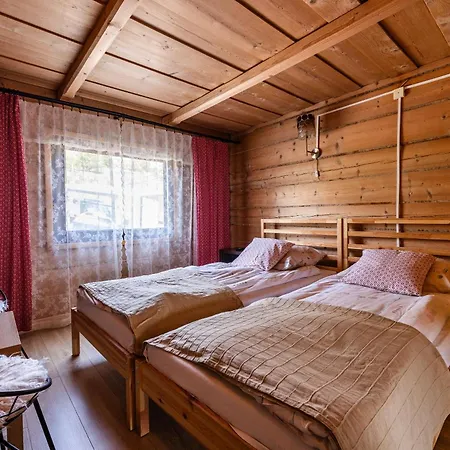 Owca Czarna B&B 부코비나 타트잔스카