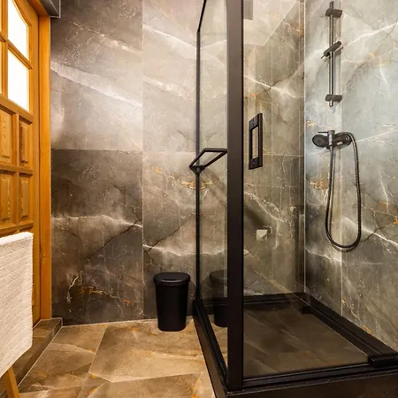 Owca Czarna B&B 3*